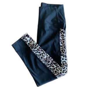 Zyia Active Black & Leopard Print Cropped Leggings Women's 4